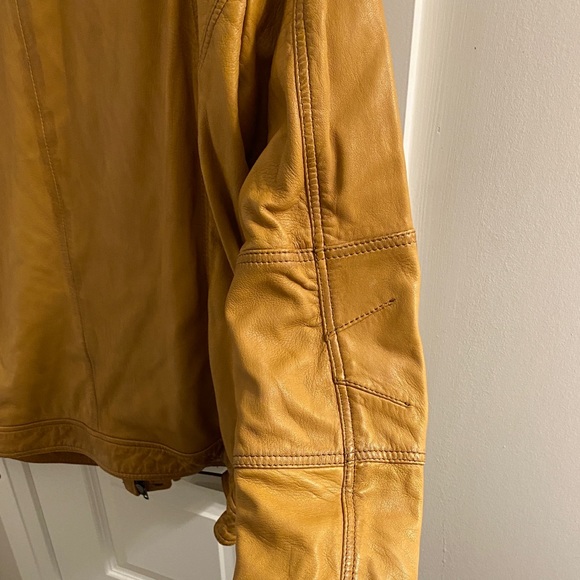 Brand New Tan Genuine leather mens jacket from Danier Leather NEVER WORN - Picture 13 of 14